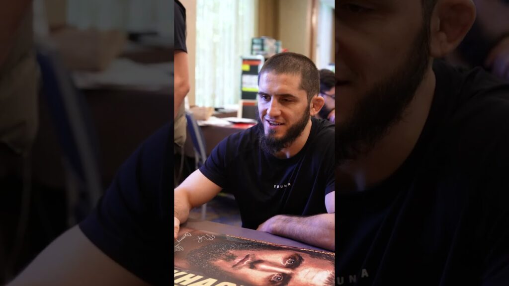 The Eagle 🦅 has landed!!!! Coach Khabib is officially cornering Islam this weekend 🔥