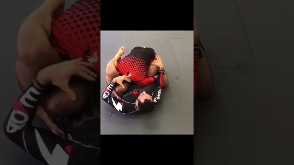 The Reverse Triangle Choke by Braulio Estima