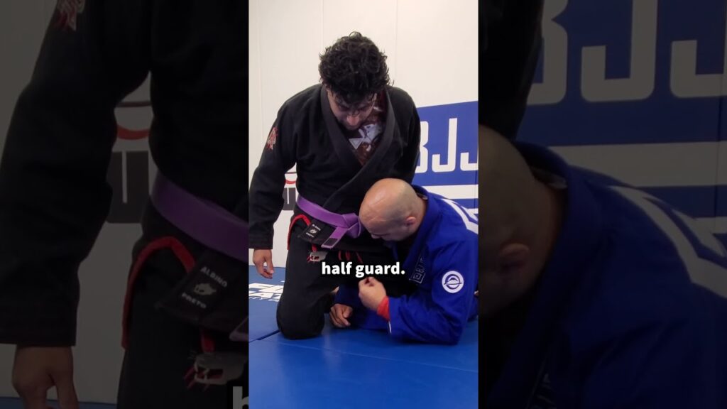 Thong Lapel Grip       #bjjwhitebelt  #bjjtips #bjjtraining