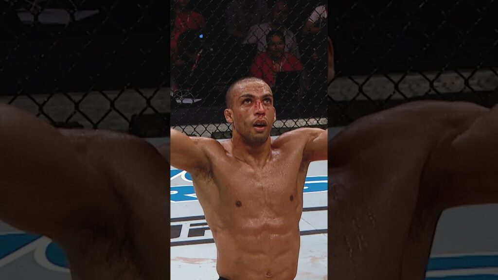 Throwback to Edson Barboza KOing Dariush! 👊 #ufcvegas92