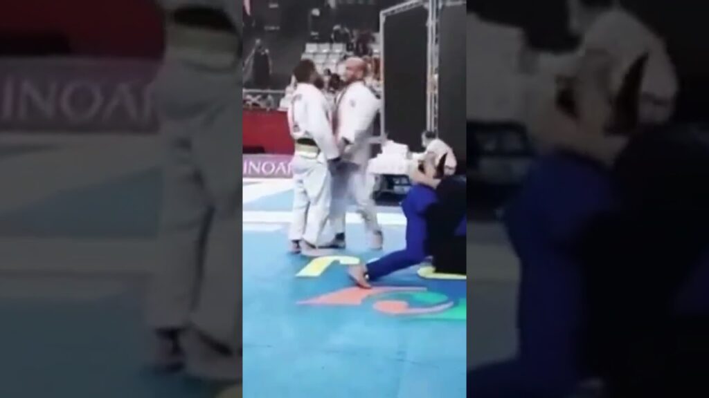 Throwing punches in a Jiu Jitsu match!