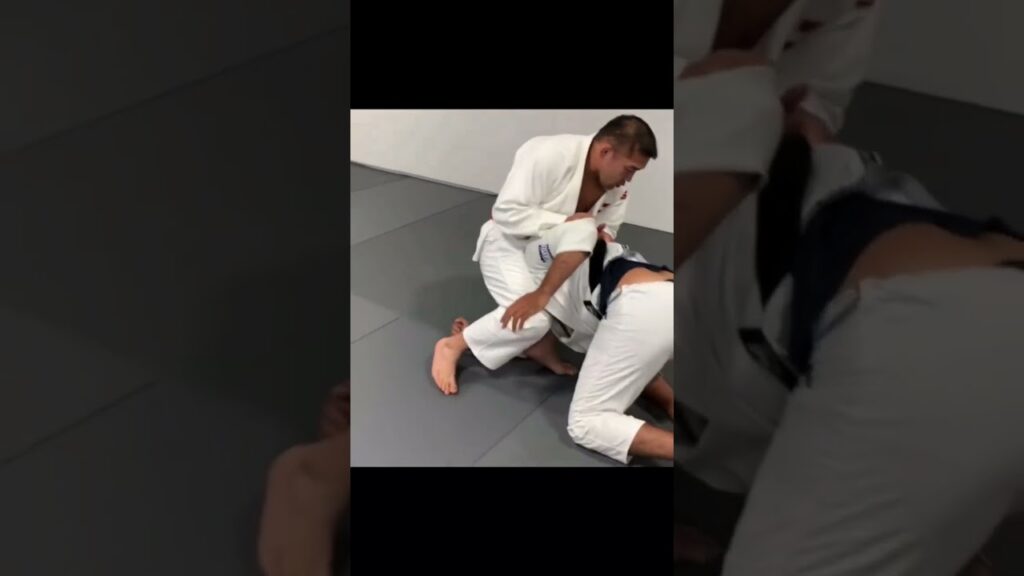 Triangle Choke from Turtle Position by Satoshi Ishii