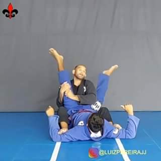 Triangle choke escape @luizpereirajj