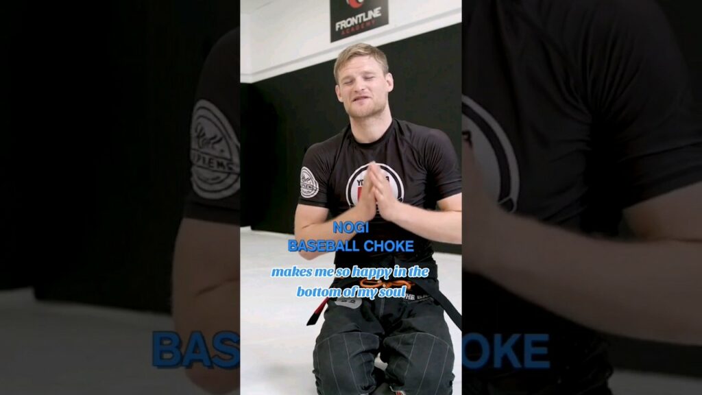 Try the Nogi baseball choke!If you don't get the tap then you'll get the pass #grappling #ibjj