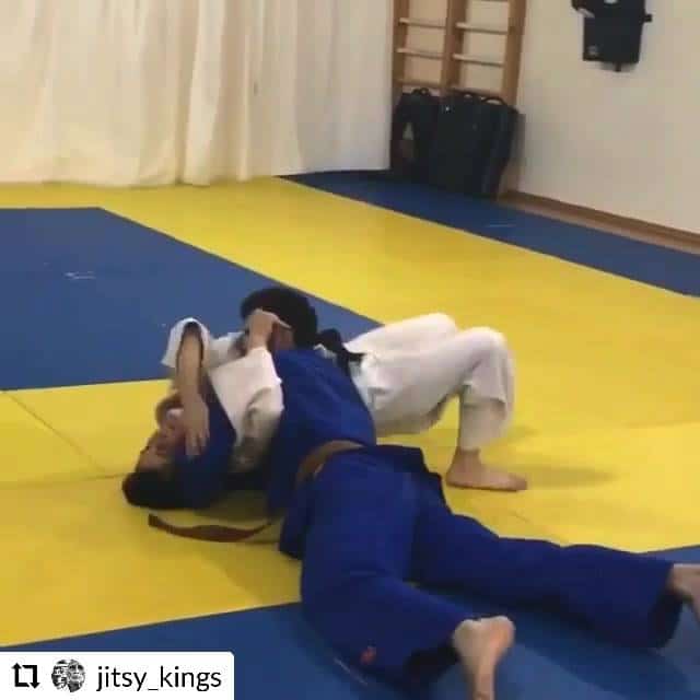 Vicious loop choke.
#NoChill