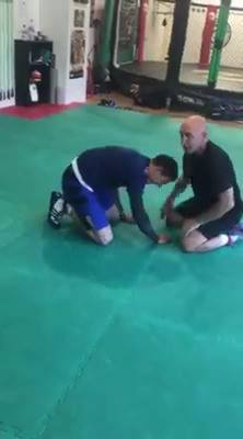 Wade Schalles  - Front Headlock Choke