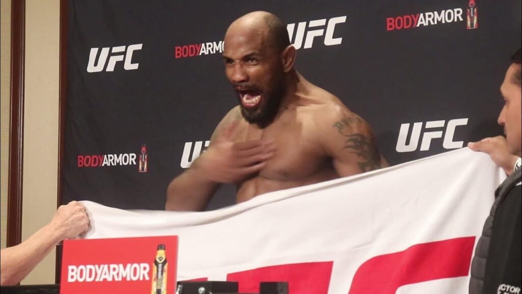 Yoel Romero defiantly yells at UFC 248 official weigh-ins: “How many years?”