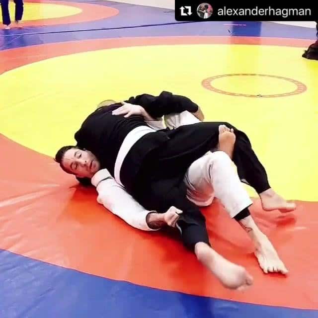 his reverse half guard escape must be in everyone's arsenal @alexanderhagman